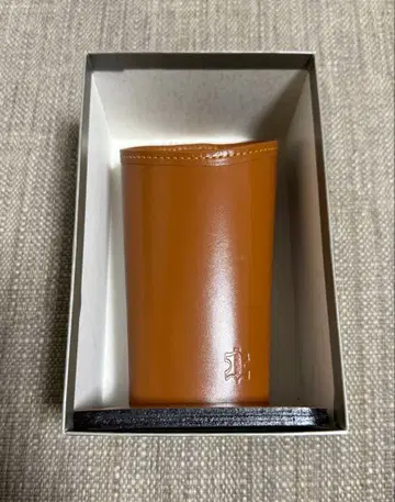 PEARL 가죽제 안경 스탠드