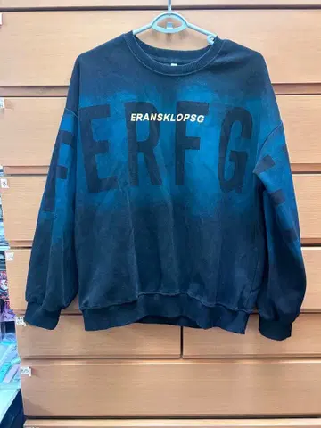 ERANSKLOPSG 그라데이션 맨투맨 M