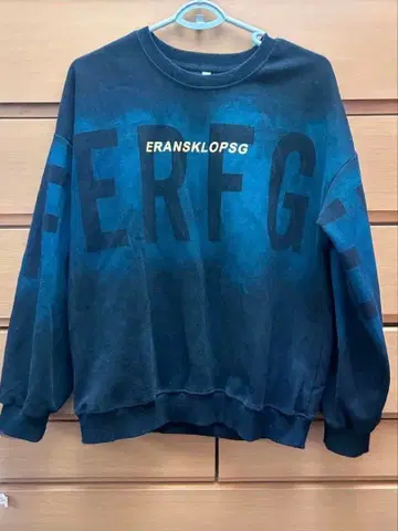 ERANSKLOPSG 오렌지 로고 그라데이션 맨투맨 M