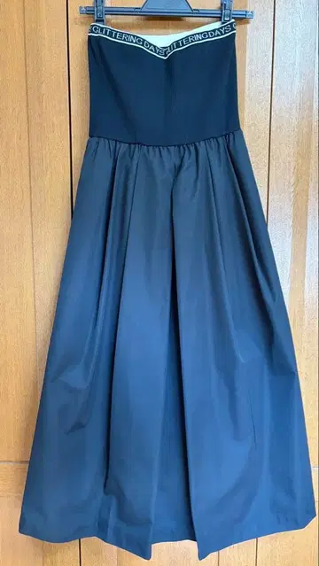 그레이스 콘티넨탈 튜브탑 롱 원피스 블랙