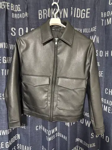 ZARA 블랙 가죽 자켓 L 사이즈