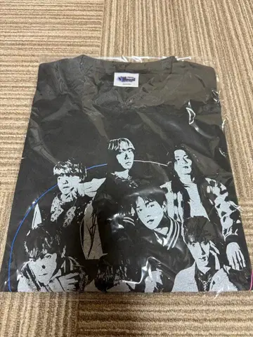 Travis Japan Vllsual 왈츠 티셔츠