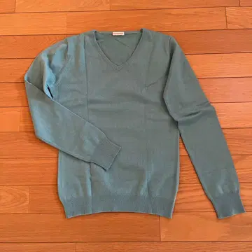 DRESSTERIOR 민트 그린 V넥 스웨터 사이즈 1