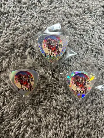 B'z FYOP 가챠 피크 배지 3종류