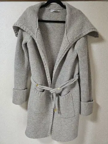 캐서린 햄넷 니트 가디건