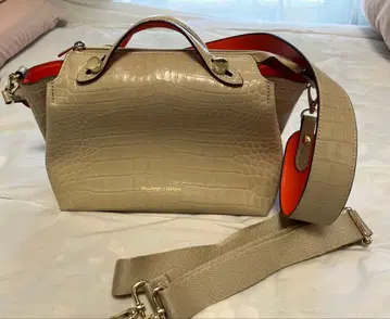 Moda princi pe 베이지 크로커다일 핸드백