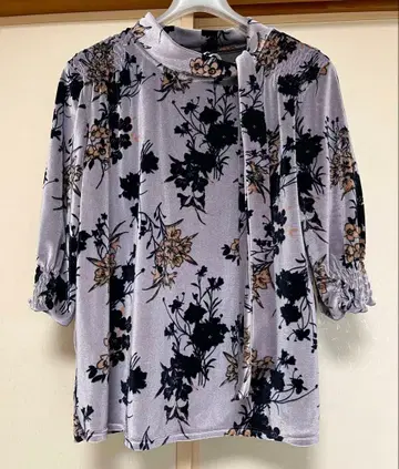 미사용 새상품 MAX&Co. 벨로아 보타이 상의 퍼플 M 세레모니