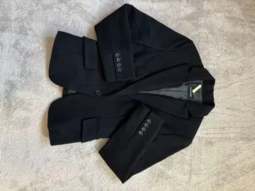 MAISON GREY 블랙 테일러드 자켓