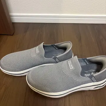 스케쳐스 슬립인즈 26.5cm 새상품급.