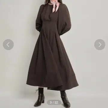 AND COUTURE 허리 턱 긴팔 원피스