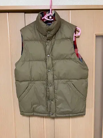 할리우드 런치마켓 다운 베스트 사이즈 3