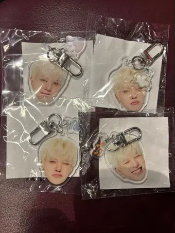 treasure 캡슐 토이 종환 얼굴 아크릴 키링 희로애락 컴프