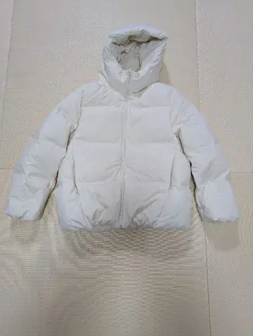 UNIQLO 심리스 다운 파카