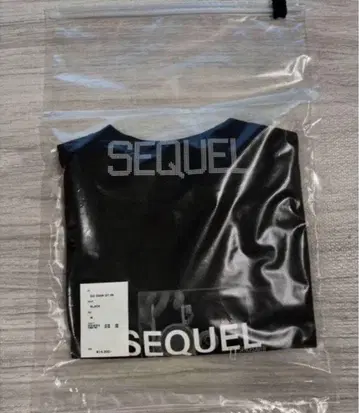 새상품 정가 14300엔 시크웰 SEQUEL T셔츠 SIZE M