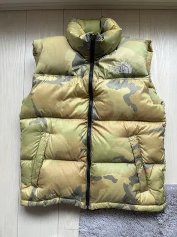 THE NORTH FACE 다운 베스트 카모플라쥬 S