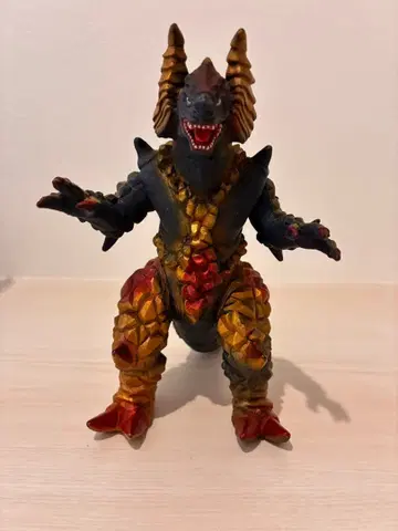 울트라맨 골드라스 1997년제 소프트 비닐