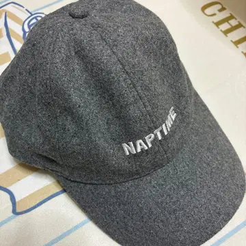 Nissy naptime 펠트 캡