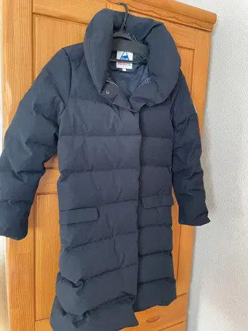 Cape Heights 후드 부착 다운 자켓 S 사이즈