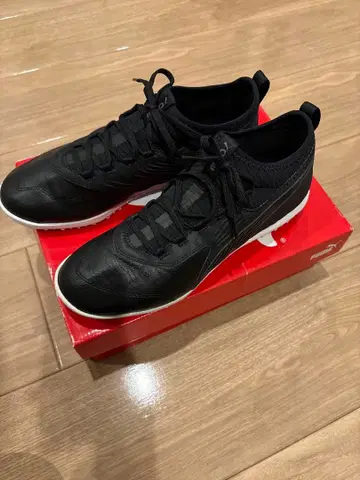 푸마 블랙 풋살화