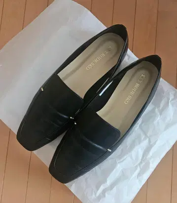 RODE SKO (로데스코) 스퀘어토 쁘띠 메탈 로퍼