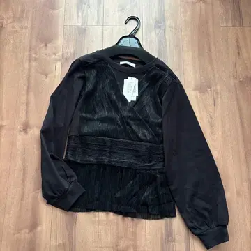 새상품 fennel 정가 1만 7600엔 긴팔 이소재 스콧 클럽