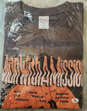 MAN WITH ENDLESS MEAT T셔츠