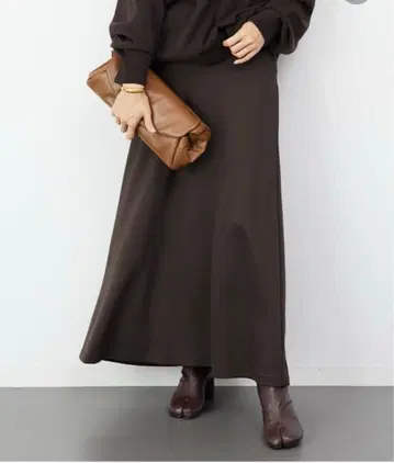 두지엠 클라세 스커트