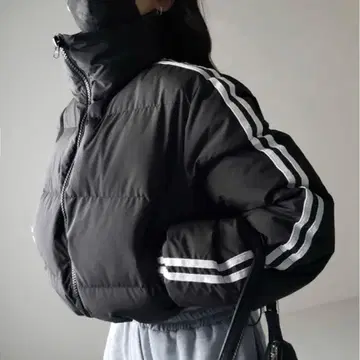 me+em select 미밈셀렉 라인 블랙 다운 자켓