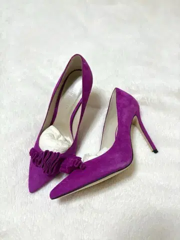 미사용 새상품 KAREN MILLEN 프릴 달린 보라색 하이힐