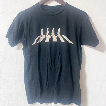 인기 THE BEATLES [ S ] 애비 로드 티셔츠 블랙