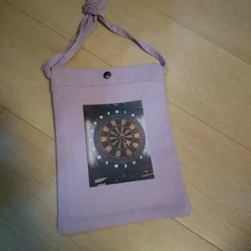 연보라색 다트 보드 사코슈