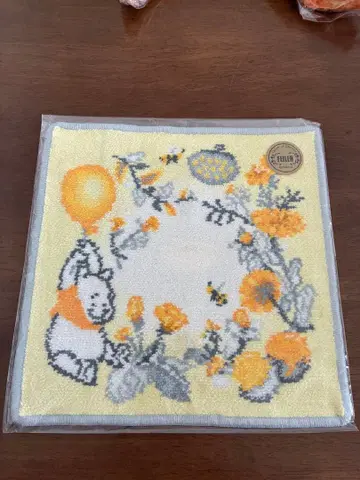 새상품, 미개봉 페이 페이 푸우 손수건