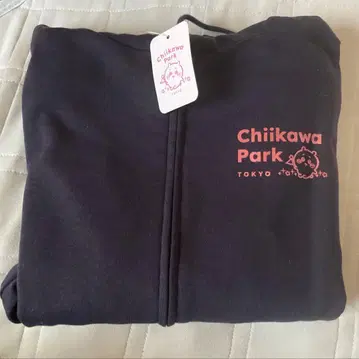 [ 새상품 ] 치이카와 파크 후드티 L 한정판 의류 치이카와 니트 스웨터