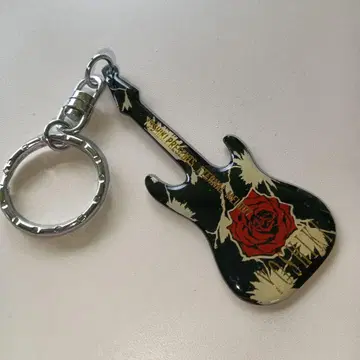 YOSHIKI 기타 모양 키링