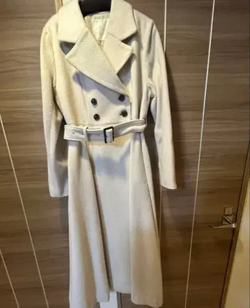 [ 거의 미사용 ] And Couture 코트