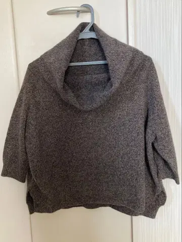 TOMORROWLAND MACPHEE 오프 터틀넥 니트 7부 소매