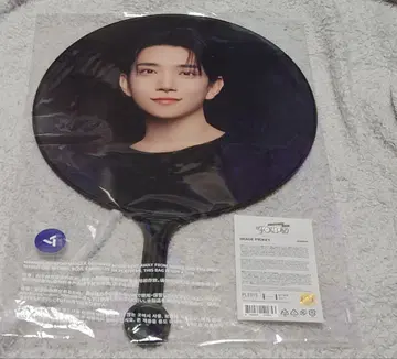 SEVENTEEN 조슈아 follow 부채