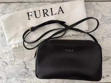 FURLA 블랙 숄더백