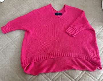 SHIPS 핑크 V넥 썸머 반팔 니트입니다 돌먼 소매의 멋진 니트입니다