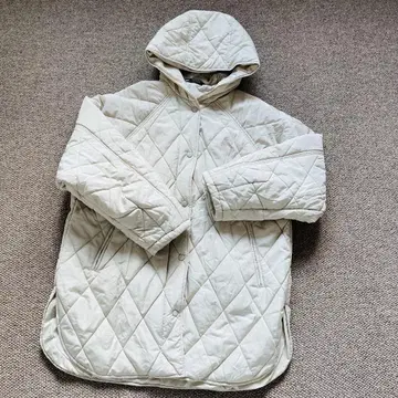ZARA 아이보리 퀼팅 자켓 후드 부착 M 사이즈