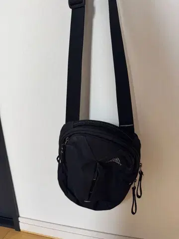 GREGORY 블랙 숄더백