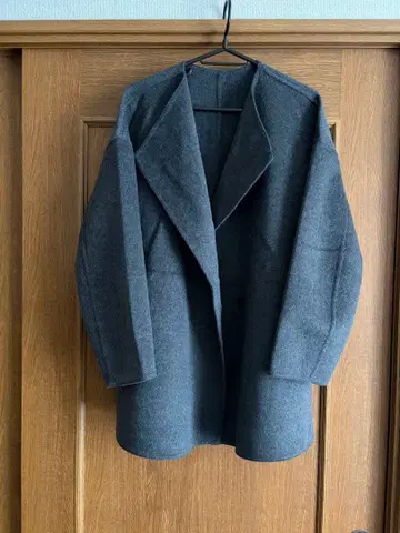 유니클로 더블 페이스 숏코트