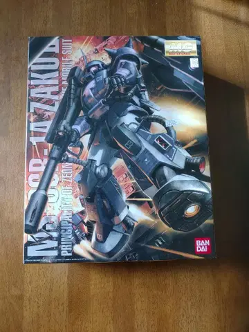 MG 1/100 MS-06R 검은 삼연성 자쿠 Ver.2.0