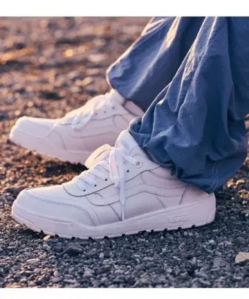 Vans 화이트 스니커즈
