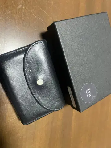 iru 지갑 가죽 3단 폴더형 지갑 블랙 컬러 일본제