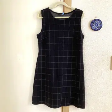 에네스베 원피스 슬리브리스 네이비 컬러 격자 무늬 T2 사이즈