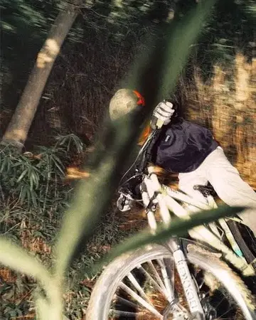 Whimsy 위지 그래픽 후디 새상품 택 포함 M 블랙