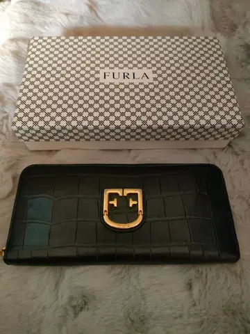 FURLA 블랙 장지갑