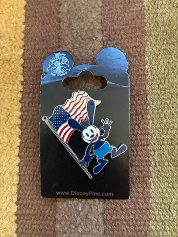 디즈니 월드 오스왈드 미국 국기 핀 배지