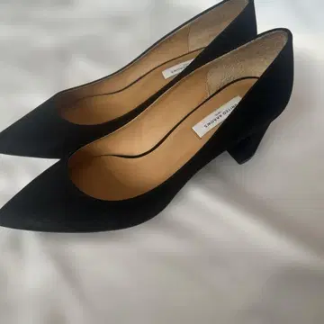 UNITED ARROWS 벨로아 블랙 펌프스